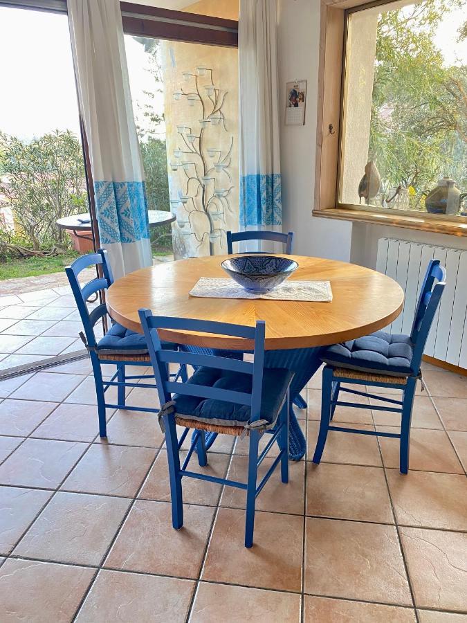 La Casa Blu Villa Сан Панталео Екстериор снимка