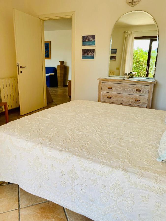 La Casa Blu Villa Сан Панталео Екстериор снимка