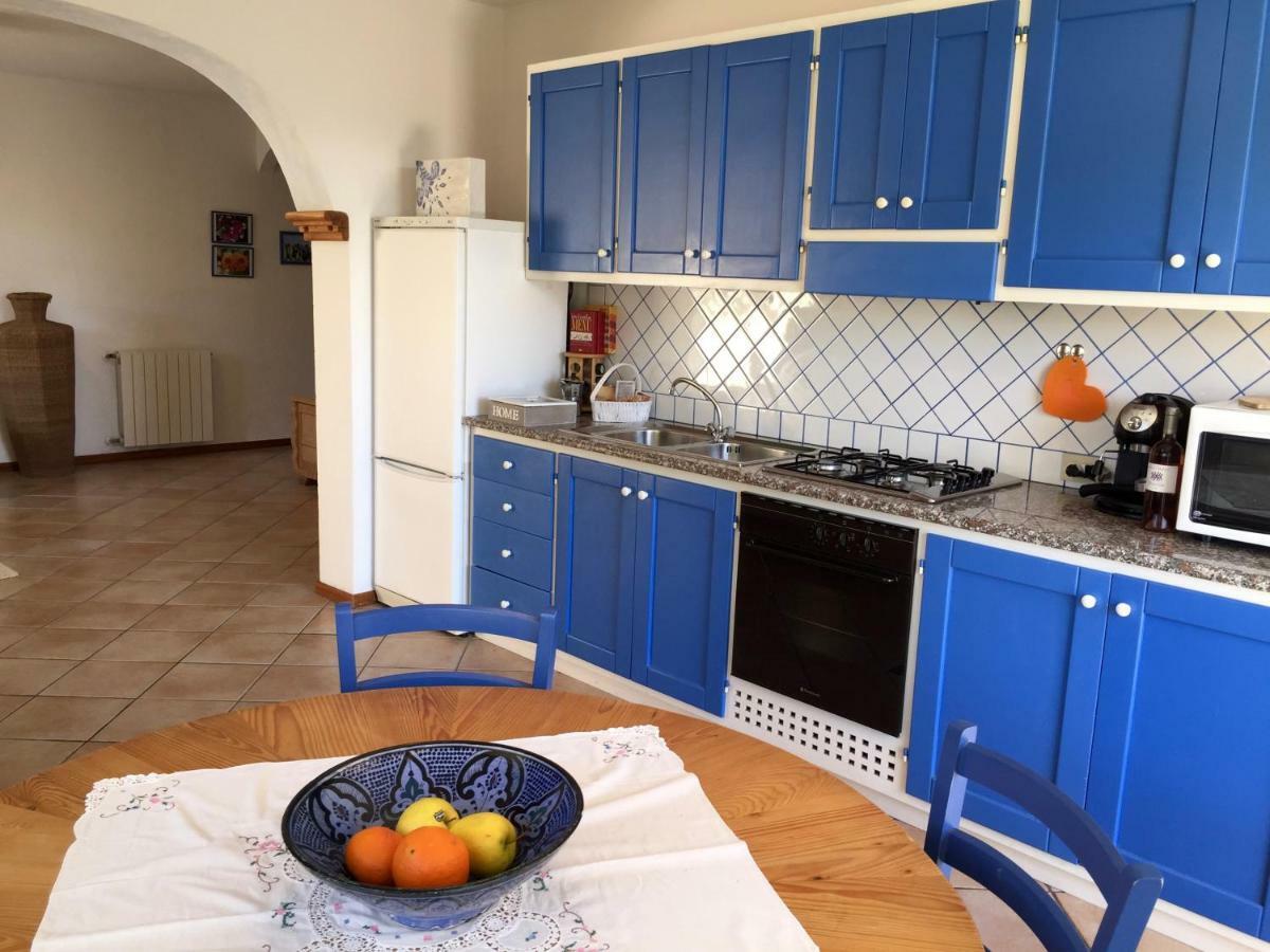 La Casa Blu Villa Сан Панталео Екстериор снимка