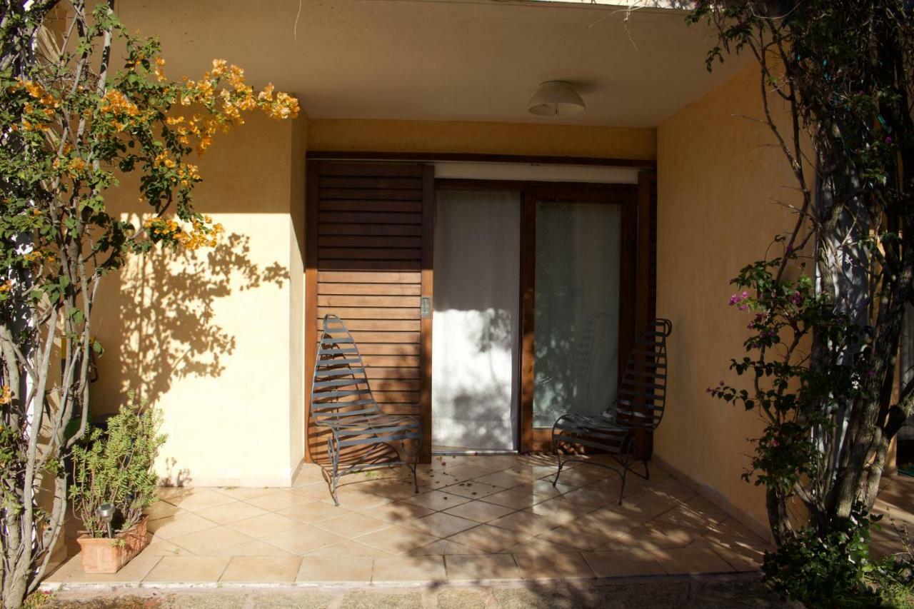La Casa Blu Villa Сан Панталео Екстериор снимка